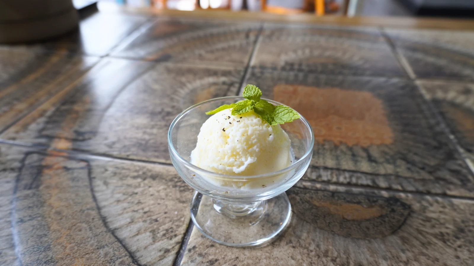 自家製アイスクリーム（ミルク）